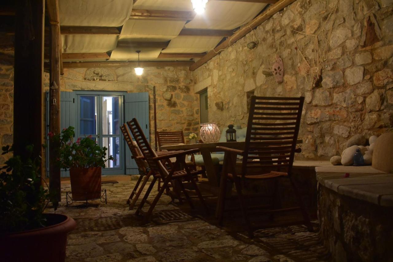 Villa Smaragda Liménion エクステリア 写真